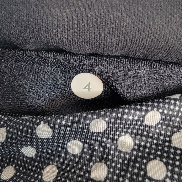 Lululemon Leggings Sz 4 Dide Pockets Full Length Polka Dots Waist - Picture 7 of 12